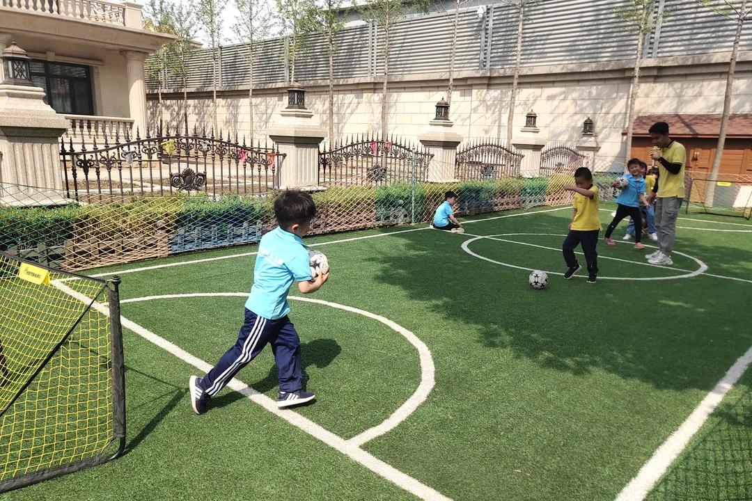 儿童技巧性体育项目_幼儿体育项目_运动体操