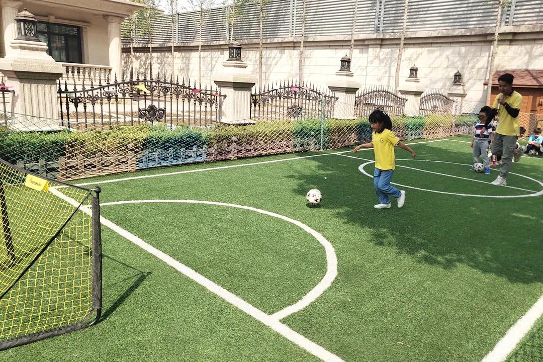 幼儿体育项目_运动体操_儿童技巧性体育项目