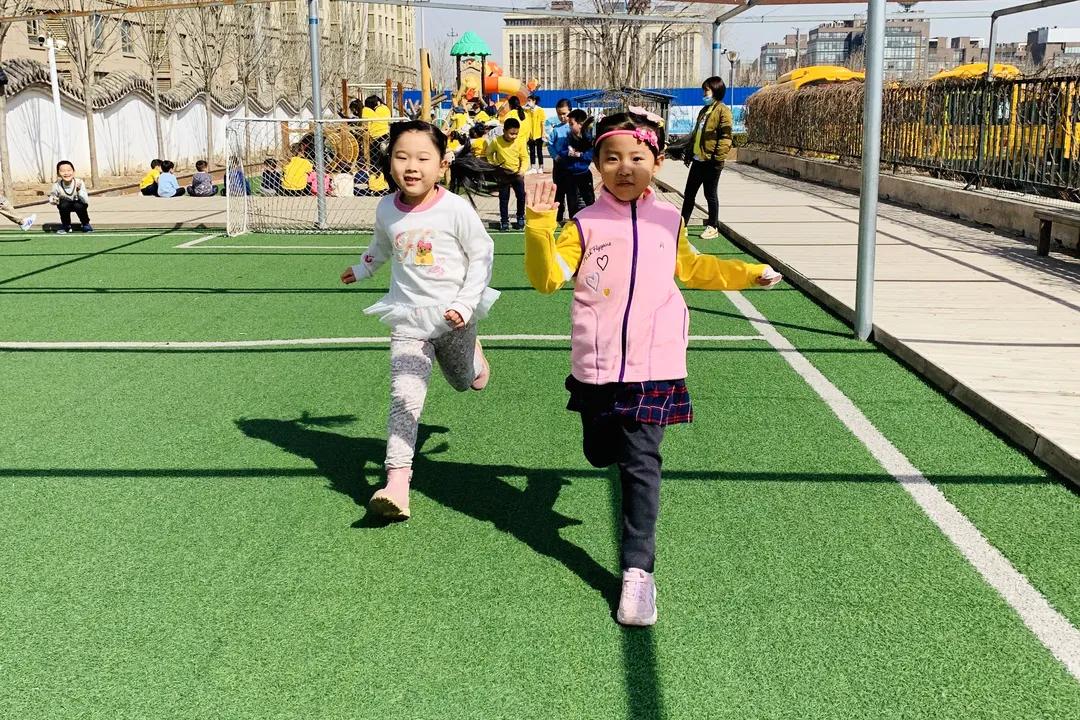 幼儿体育项目_儿童技巧性体育项目_运动体操