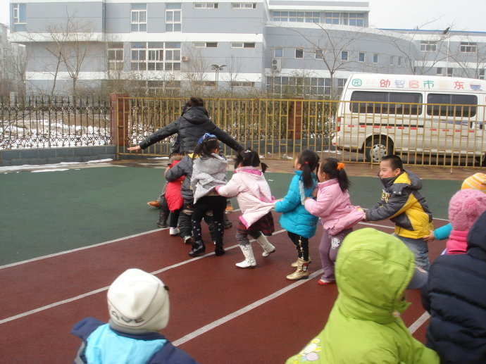 儿童技巧性体育项目_幼儿运动技能培养_幼儿身体活动量不足